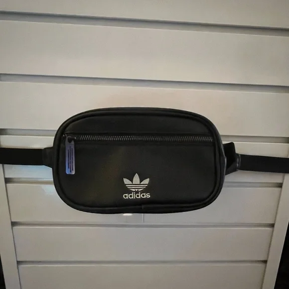 Adidas Fanny Pack - Picture 2 of 7